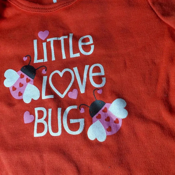 NWT Baby Valentine’s Day Outfit Creeper One Piece 0-3 Months Little Love Bug - Picture 5 of 11